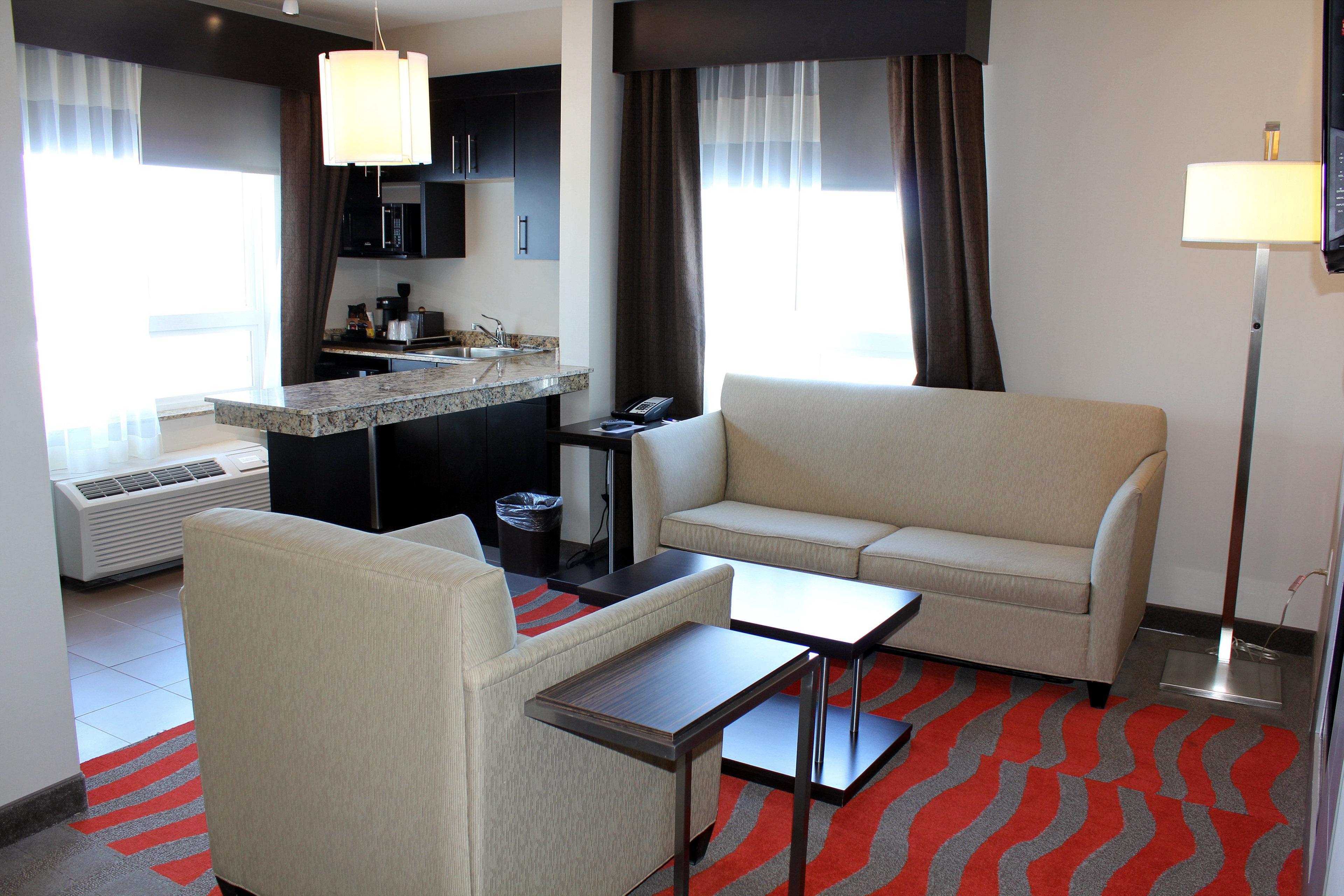 Chateau Inn & Suites Bonnyville Bagian luar foto