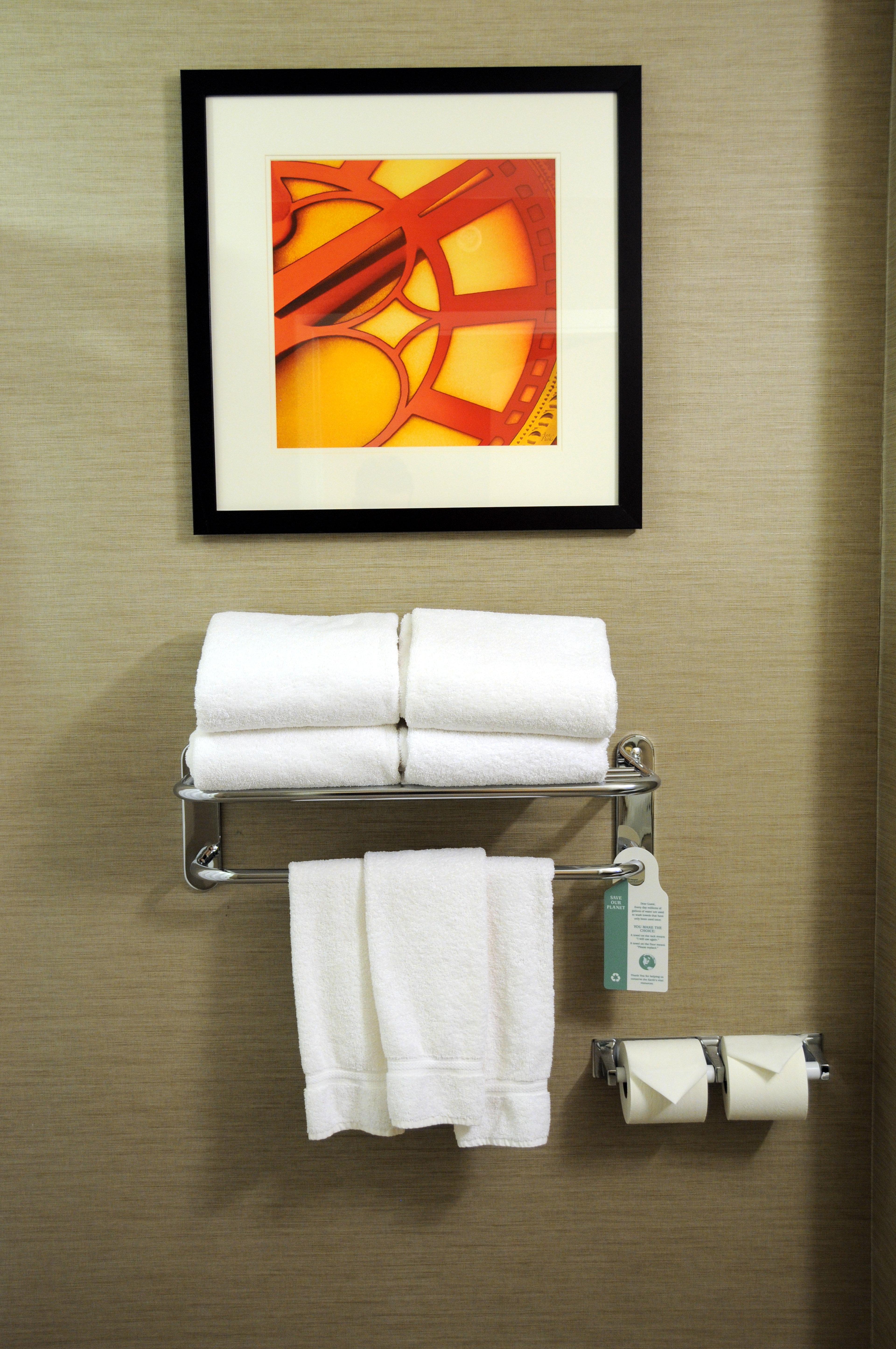 Chateau Inn & Suites Bonnyville Bagian luar foto