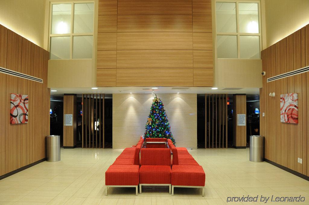 Chateau Inn & Suites Bonnyville Bagian luar foto